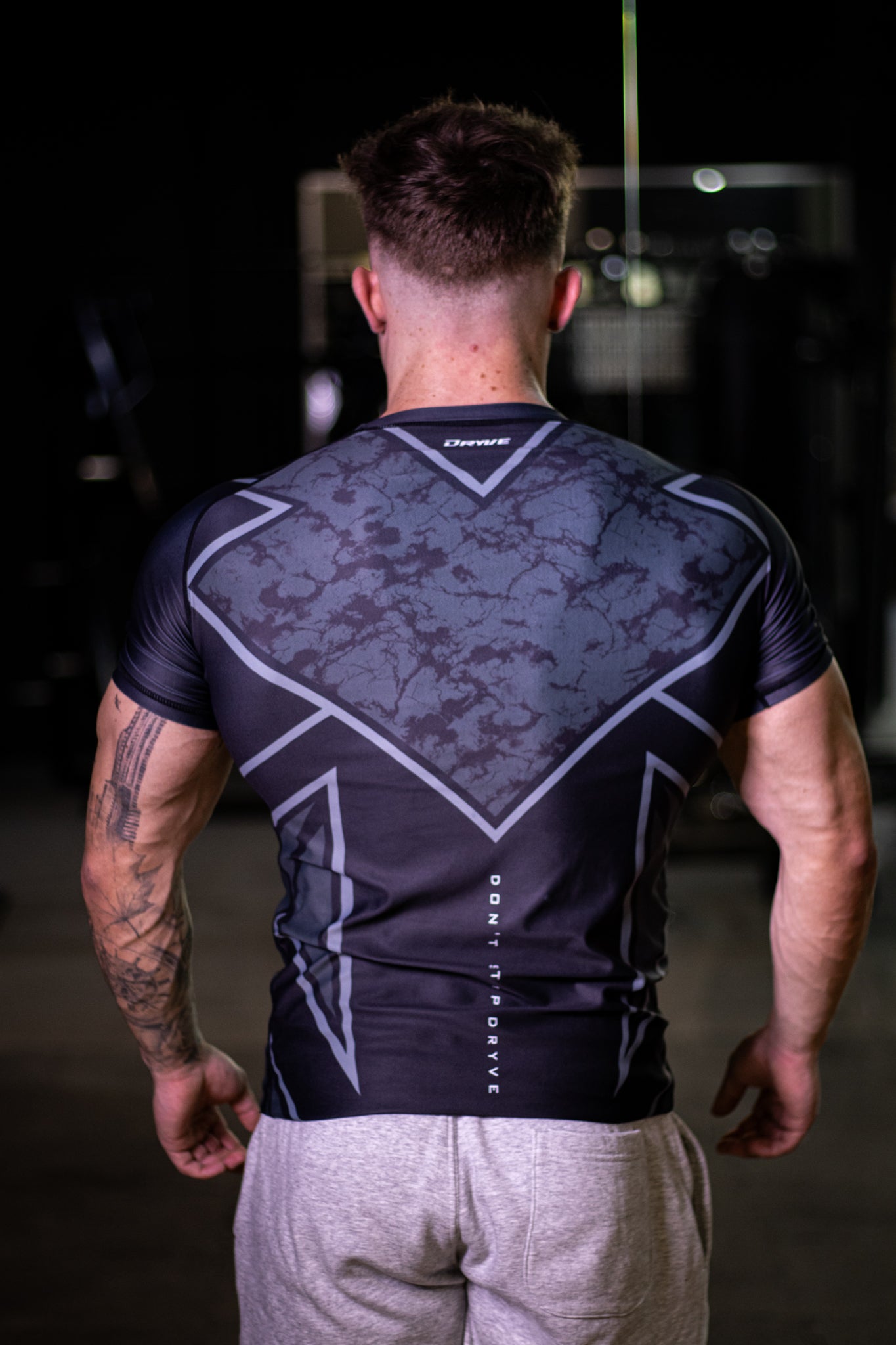 APEX V2 - JET BLACK